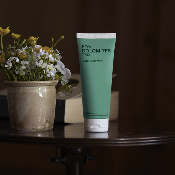 Crema Piedi Arnica Montana antiossidante protezione pelle piedi sensibili FD Dolomites